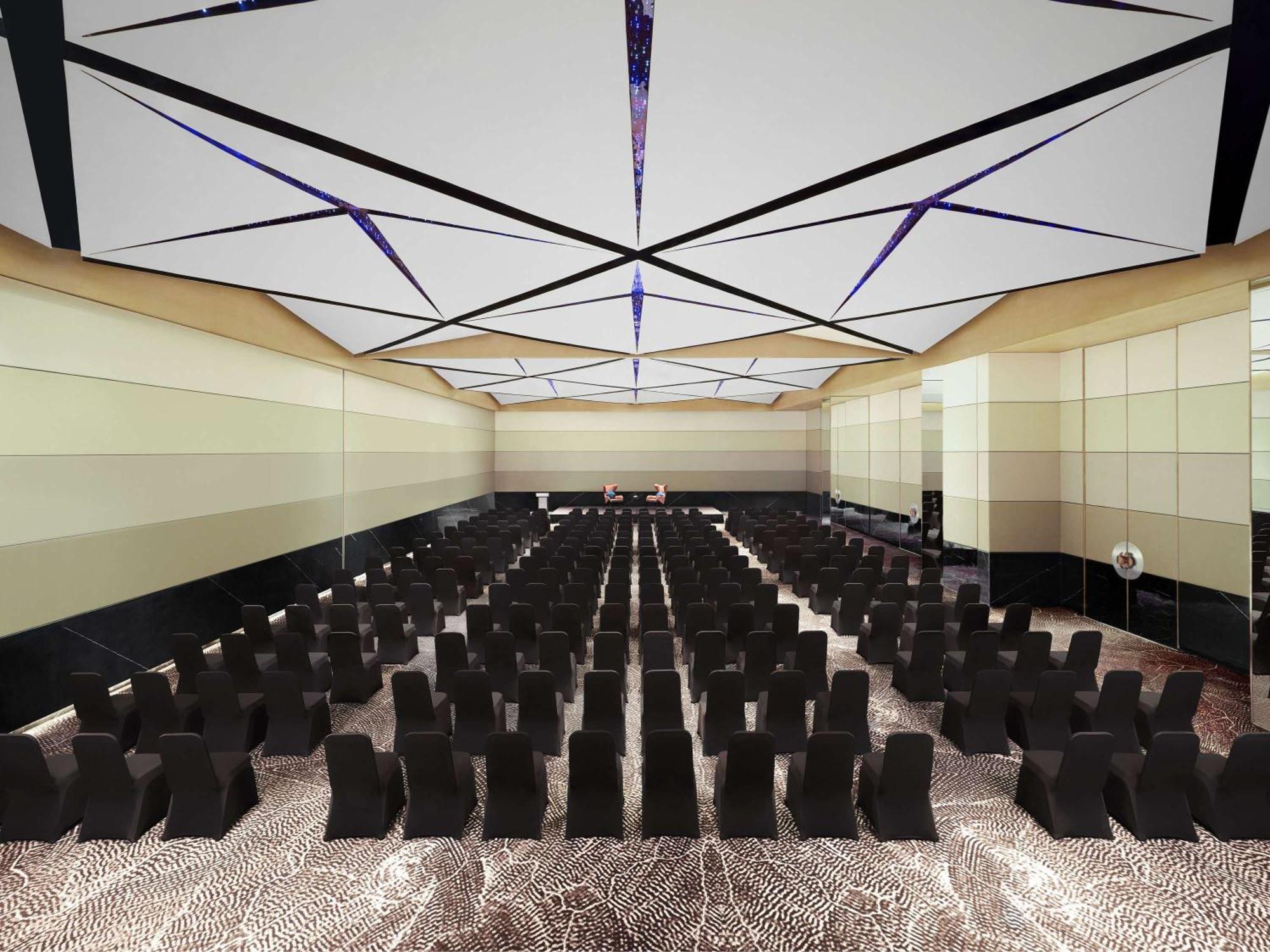 Novotel New Delhi City Centre Exterior photo