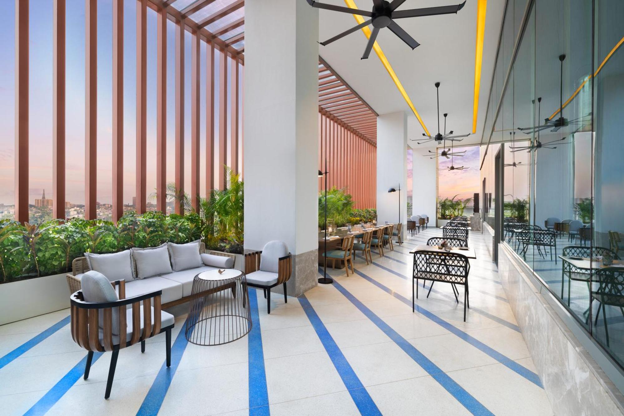 Novotel New Delhi City Centre Exterior photo