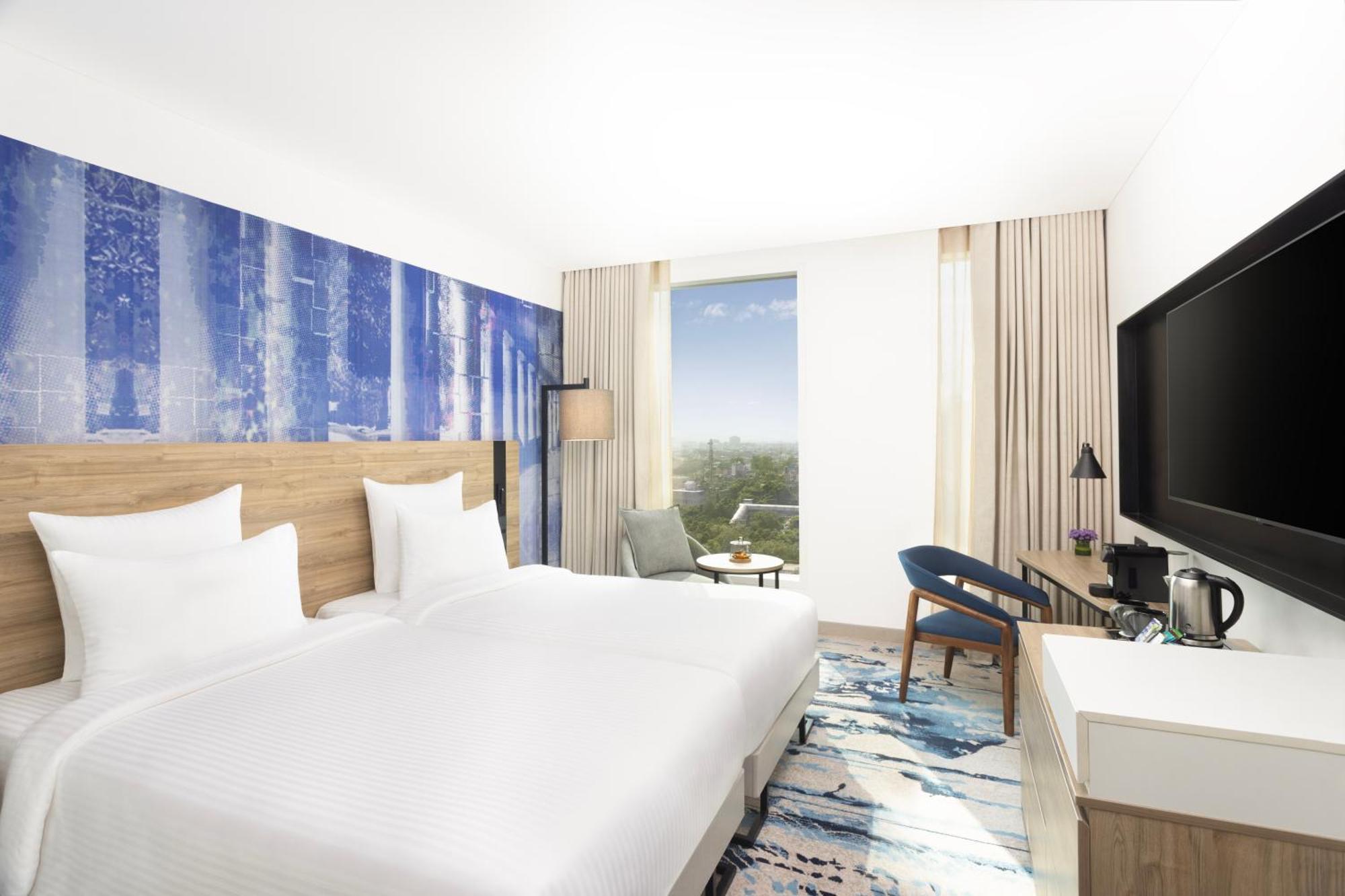 Novotel New Delhi City Centre Exterior photo